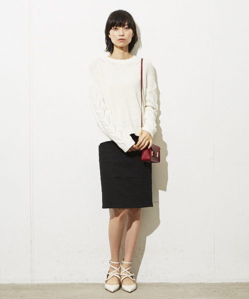 MID by MIDWEST(ミッド バイ ミッドウエスト)の「MID by MIDWEST デニムタイトミディスカート(デニムスカート・レディース・ブラック/ダークブルー・2/1/3)」の13枚目の写真