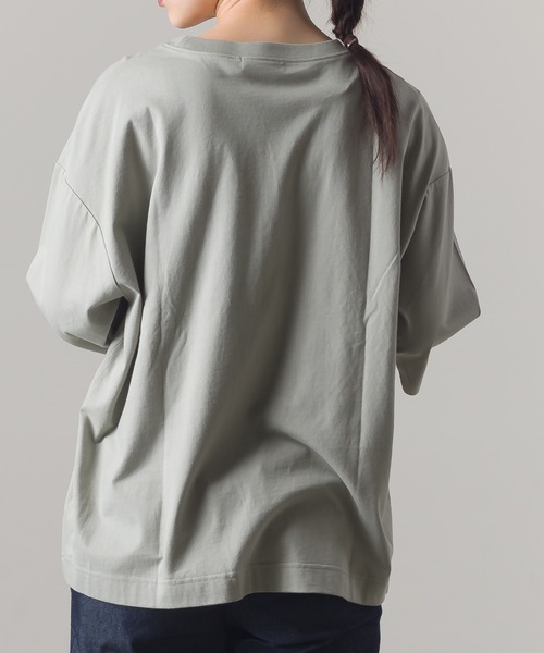 OMNES(オムネス)の「ファインコットン プリント七分袖Tシャツ(Tシャツ/カットソー・レディース・ホワイト/ブラック/ベージュ/カーキ・FREE)」の22枚目の写真