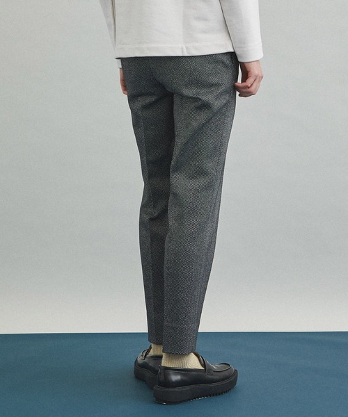 UNITED TOKYO(ユナイテッドトウキョウ)の「TECHTWEEDストレッチ スラックス(スラックス・メンズ・ネイビー/グレー・1/2/3)」の4枚目の写真