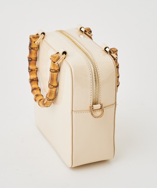 Chico（チコ）の「バンブーハンドルエナメルバッグ（ハンドバッグ・レディース・アイボリー/ブラック/ベージュ・FREE）」の7枚目の写真