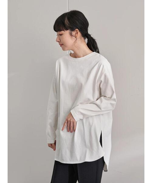 未使用✨yori ラウンドヘム天竺カットソー　ライトサックス　キャンディボタン 新品 未使用 ラウンドヘム天竺カットソー【2022SM】ライト
