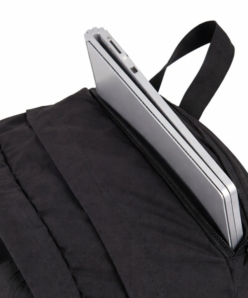 JANSPORT(ジャンスポーツ)の「【JANSPORT/ジャンスポーツ】 BIG STUDENT/34L大容量バックパック/通学・部活・旅行に人気のリュック(バックパック/リュック・メンズ・ブラック/ネイビー/レッド/ピンク・ONESIZE)」の15枚目の写真