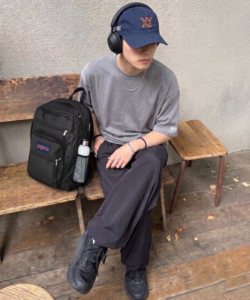 JANSPORT（ジャンスポーツ）の「【JANSPORT/ジャンスポーツ】 BIG STUDENT 34L 大容量リュック PC収納 通勤 通学 マザーズバッグ デイパック 軽量 アウトドア 旅行 ユニセックス（バックパック/リュック・メンズ・ブラック/ネイビー/レッド/ピンク・ONESIZE）」の20枚目の写真