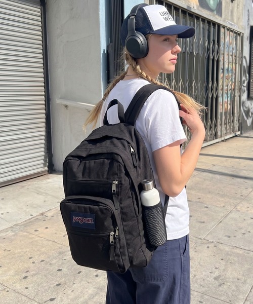 JANSPORT（ジャンスポーツ）の「【JANSPORT/ジャンスポーツ】 BIG STUDENT 34L 大容量リュック PC収納 通勤 通学 マザーズバッグ デイパック 軽量 アウトドア 旅行 ユニセックス（バックパック/リュック・メンズ・ブラック/ネイビー/レッド/ピンク・ONESIZE）」の19枚目の写真