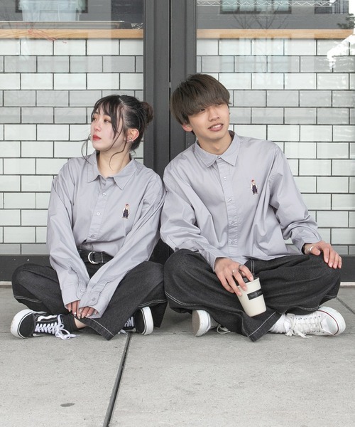 PairPair(ペアペア)の「クマ刺繍ベーシックシャツ(ユニセックス)(シャツ/ブラウス・レディース・オフホワイト/グレイッシュベージュ/グレイッシュブルー・FREE)」の21枚目の写真