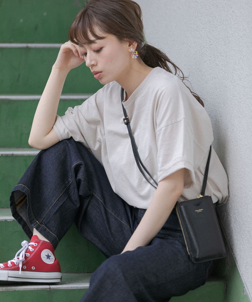 URBAN RESEARCH Sonny Label（アーバンリサーチサニーレーベル）の「【WEB限定】ニュアンスピグメントTシャツ（Tシャツ/カットソー・レディース・ベージュ/グレー/チャコールグレー・FREE）」の3枚目の写真