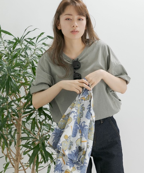 URBAN RESEARCH Sonny Label（アーバンリサーチサニーレーベル）の「【WEB限定】ニュアンスピグメントTシャツ（Tシャツ/カットソー・レディース・ベージュ/グレー/チャコールグレー・FREE）」の18枚目の写真