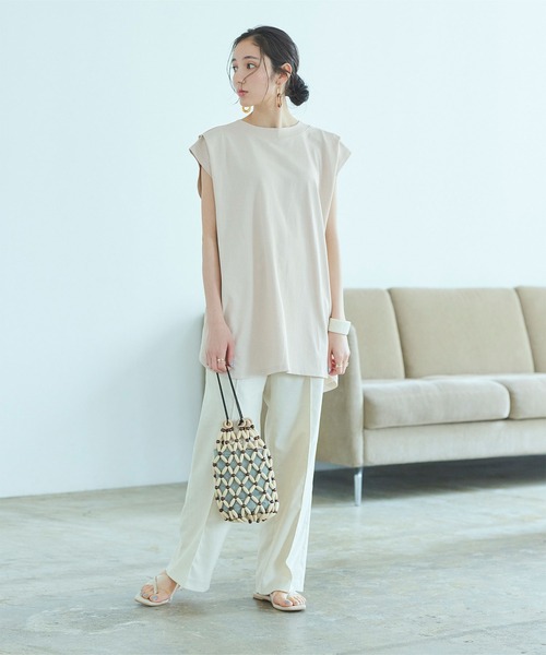 titivate(ティティベイト)の「タックデザインフレンチスリーブトップス(Tシャツ/カットソー・レディース・オフホワイト/オレンジ/グレイッシュベージュ/モカ/ブルー/チャコール・S/M)」の11枚目の写真