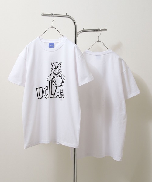 UCLA(ユーシーエルエー)の「カレッジロゴプリント USコットン UCLA ビッグシルエット半袖アソートTシャツ(Tシャツ/カットソー・メンズ・ホワイト/ダークグリーン/ネイビー/ホワイト系/ホワイト系1/ホワイト系2/ホワイト系4/ブラック系/ブラック系2/グリーン系1/グリーン系4/ネイビー系/ネイビー系1/ネイビー系3/ネイビー系4・MEDIUM/LARGE)」の1枚目の写真