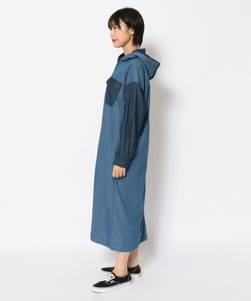 AVIREX（アヴィレックス）の「カラーコンビロングシャツワンピース/ COLOR COMBI LONG SHIRT ONEPIECE（シャツワンピース・レディース・ライトブルー/オリーブ/チャコールグレー・FREE）」の4枚目の写真