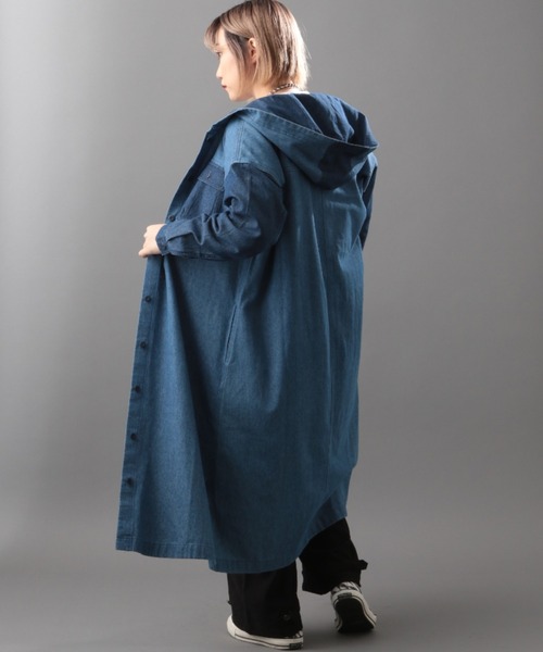 AVIREX（アヴィレックス）の「カラーコンビロングシャツワンピース/ COLOR COMBI LONG SHIRT ONEPIECE（シャツワンピース・レディース・ライトブルー/オリーブ/チャコールグレー・FREE）」の17枚目の写真