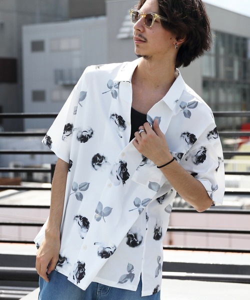 ８(eight)（エイト）の「総柄プリント半袖シャツ（シャツ/ブラウス・メンズ・ワインレッド/ホワイト系その他/ブラック系その他/ホワイト系その他2/ホワイト系その他3/ブラック系その他2/ブラック系その他3/ブラック系その他4・MEDIUM/LARGE）」の4枚目の写真