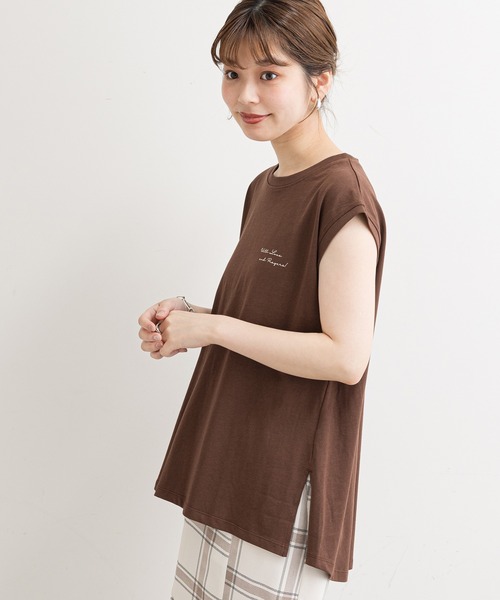 natural couture（ナチュラルクチュール）の「【WEB限定】ハンドライト風メッセージノースリーブT（Tシャツ/カットソー・レディース・ブラック/ブラウン/オフホワイト/ピンク・FREE）」の13枚目の写真