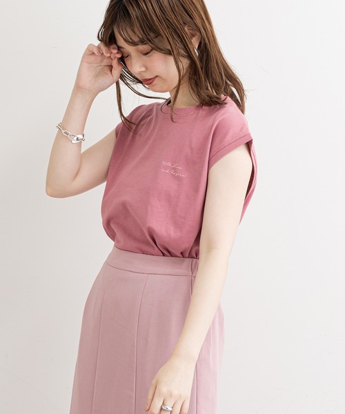 natural couture（ナチュラルクチュール）の「【WEB限定】ハンドライト風メッセージノースリーブT（Tシャツ/カットソー・レディース・ブラック/ブラウン/オフホワイト/ピンク・FREE）」の19枚目の写真