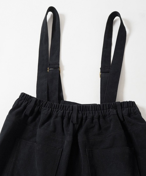 Crisp(クリスプ)の「サスペンダーロングタイトスカート(スカート・レディース・ブラック/ベージュ・FREE)」の13枚目の写真