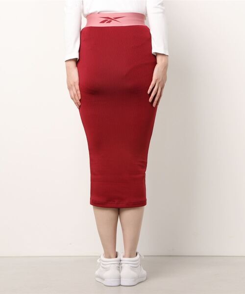 Reebok(リーボック)の「カーディB リブスカート / Cardi B Rib Skirt(スカート・レディース・ブラック/レッド系その他・SMALL/MEDIUM/LARGE/X-LARGE)」の5枚目の写真