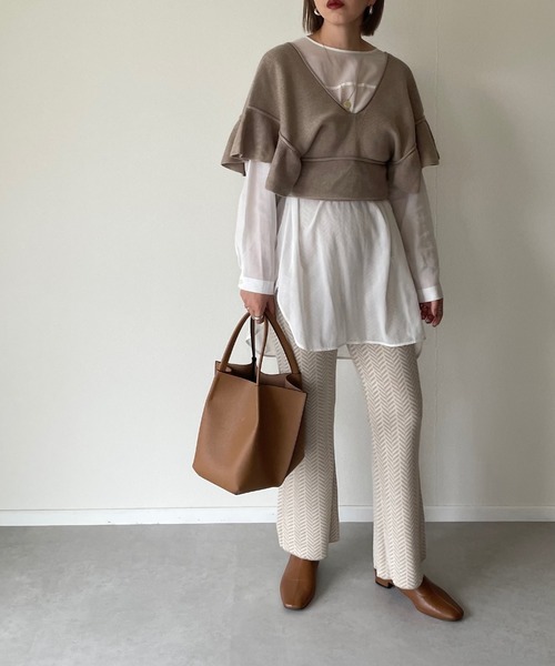 y/m by misato(イムバイミサト)の「幾何学柄ジャガードフレアパンツ(その他パンツ・レディース・ブラック/ベージュ・FREE)」の12枚目の写真