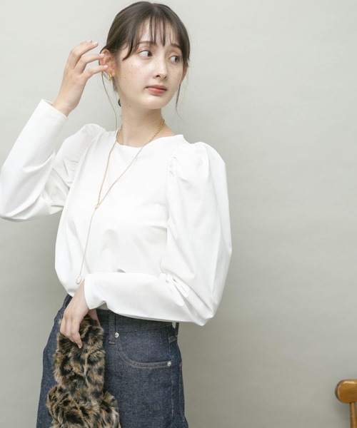 UR Lab.（アーバンリサーチラボ）の「パフスリーブTOPS（Tシャツ/カットソー・レディース・ブラック/オフホワイト/ピンク系その他・FREE）」の2枚目の写真