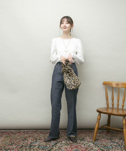 UR Lab.（アーバンリサーチラボ）の「パフスリーブTOPS（Tシャツ/カットソー・レディース・ブラック/オフホワイト/ピンク系その他・FREE）」の9枚目の写真