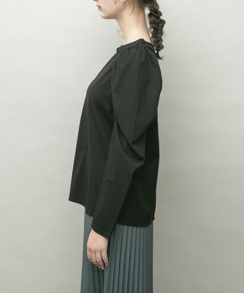 UR Lab.（アーバンリサーチラボ）の「パフスリーブTOPS（Tシャツ/カットソー・レディース・ブラック/オフホワイト/ピンク系その他・FREE）」の18枚目の写真