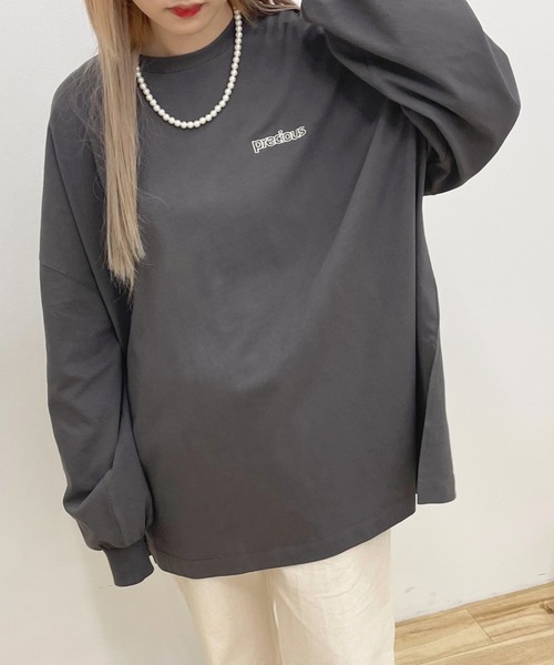 apres jour(アプレジュール)の「BIGスリット入りロンT【ZOZOTOWN限定アイテム】(Tシャツ/カットソー・レディース・グリーン/アイボリー/ブラック系その他/オフホワイト/ブルー/ラベンダー/ホワイト系その他2/ホワイト系その他・X-LARGE/フリー)」の12枚目の写真
