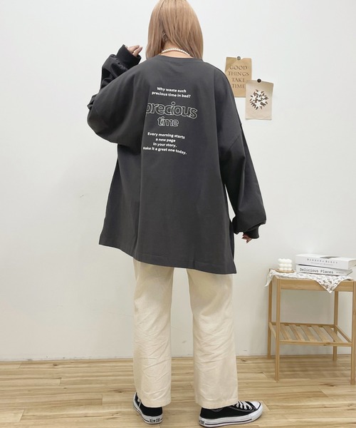 apres jour(アプレジュール)の「BIGスリット入りロンT【ZOZOTOWN限定アイテム】(Tシャツ/カットソー・レディース・グリーン/アイボリー/ブラック系その他/オフホワイト/ブルー/ラベンダー/ホワイト系その他2/ホワイト系その他・X-LARGE/フリー)」の14枚目の写真