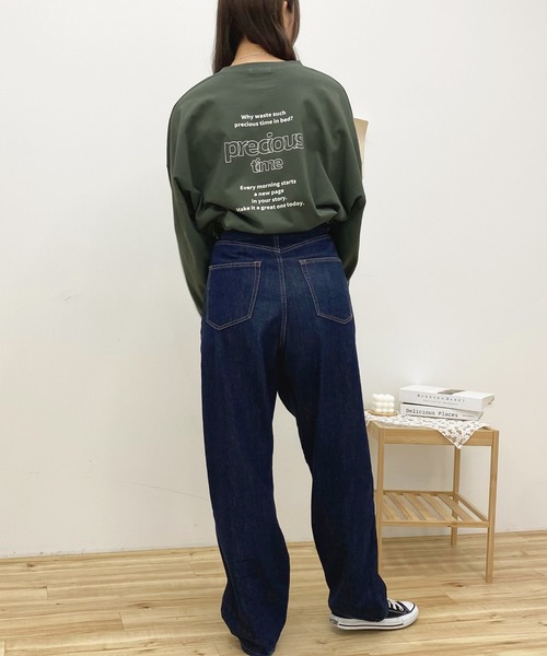 apres jour(アプレジュール)の「BIGスリット入りロンT【ZOZOTOWN限定アイテム】(Tシャツ/カットソー・レディース・グリーン/アイボリー/ブラック系その他/オフホワイト/ブルー/ラベンダー/ホワイト系その他2/ホワイト系その他・X-LARGE/フリー)」の17枚目の写真