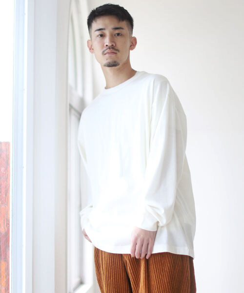 BEAMS（ビームス）の「BEAMS / ウォッシャブル ウール ロングスリーブ Tシャツ（Tシャツ/カットソー・メンズ・オフホワイト/ライトブラック・SMALL/MEDIUM/LARGE/X-LARGE）」の3枚目の写真