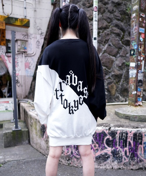 TRAVAS TOKYO（トラバス トウキョウ）の「『TRAVAS TOKYO/トラバス トーキョー』Cherub Bi-color PO/オーバーサイズ バイカラープルオーバー スウェットシャツ（スウェット・レディース・ブラック×グレー/ブラック×ホワイト・FREE）」の9枚目の写真