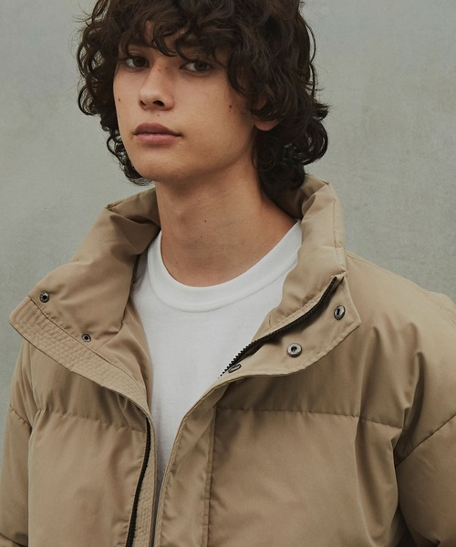 Revo.(レボ)の「Revo. DACRON 機能中綿 ショート丈 スタンドカラーブルゾン 21AW(ダウンジャケット/コート・メンズ・ブラック/ベージュ/オリーブ・1/2)」の8枚目の写真
