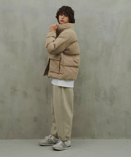 Revo.(レボ)の「Revo. DACRON 機能中綿 ショート丈 スタンドカラーブルゾン 21AW(ダウンジャケット/コート・メンズ・ブラック/ベージュ/オリーブ・1/2)」の6枚目の写真