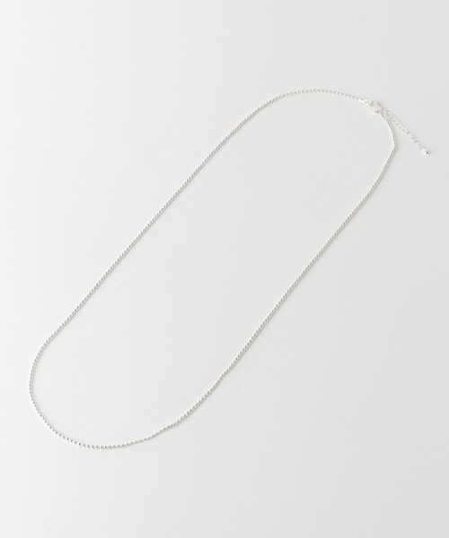 URBAN RESEARCH DOORS(アーバンリサーチドアーズ)の「SILVER925ボールチェーンロングネックレス(ネックレス・レディース・ゴールド/シルバー・ONE)」の4枚目の写真
