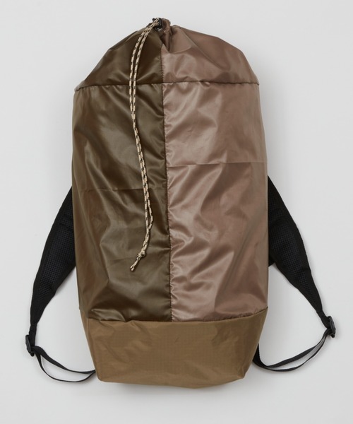 AlexanderLeeChang（アレキサンダーリーチャン）の「AlexanderLeeChang/アレキサンダーリーチャン 5050 POCKETABLE DAYPAC AC052139（バックパック/リュック・メンズ・ネイビー/グレー/ブルー・FREE）」の14枚目の写真