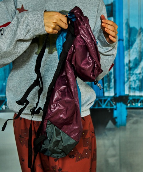 AlexanderLeeChang（アレキサンダーリーチャン）の「AlexanderLeeChang/アレキサンダーリーチャン 5050 POCKETABLE DAYPAC AC052139（バックパック/リュック・メンズ・ネイビー/グレー/ブルー・FREE）」の10枚目の写真