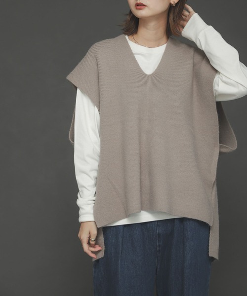 SENSE OF PLACE by URBAN RESEARCH（センスオブプレイスバイアーバンリサーチ）の「バックスリットニットベスト（ニット/セーター・レディース・ライトブルー/ブラック/アイボリー/モカ・ONE）」の3枚目の写真