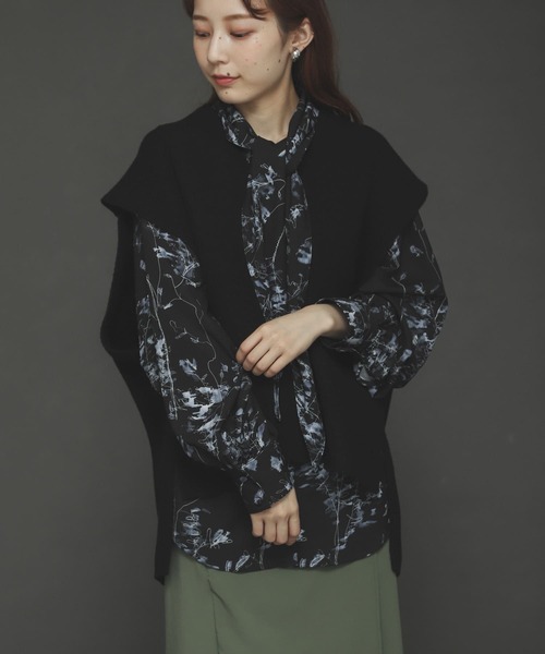 SENSE OF PLACE by URBAN RESEARCH（センスオブプレイスバイアーバンリサーチ）の「バックスリットニットベスト（ニット/セーター・レディース・ライトブルー/ブラック/アイボリー/モカ・ONE）」の8枚目の写真