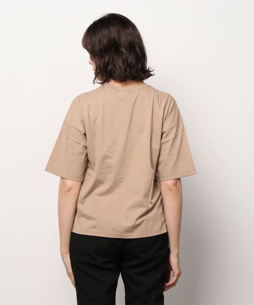 SETTO(セット)の「OVER T:オーバーTシャツ(抗菌防臭加工)(Tシャツ/カットソー・レディース・ベージュ・S/M/L/XS)」の4枚目の写真