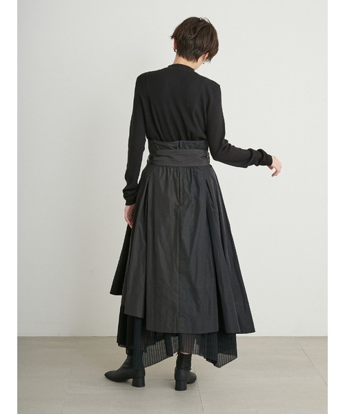 emmi(エミ)の「【emmi atelier】タフタプリーツコンビスカート(スカート・レディース・レッド/ブラック/ホワイト・1/0)」の10枚目の写真