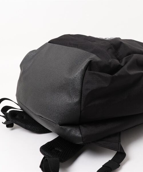 ROXY（ロキシー）の「FUSHION/ロキシーバックパック・リュックサック（バックパック/リュック・レディース・ブラック/ベージュ・FREE）」の10枚目の写真