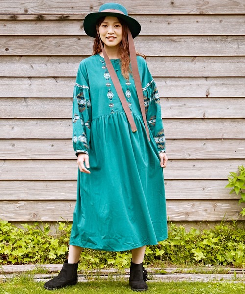 チャイハネ(チャイハネ)の「【チャイハネ】yul オルテガ柄刺繍ワンピース(ワンピース・レディース・ホワイト/ブラウン/グリーン・FREE)」の3枚目の写真