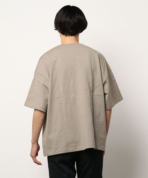 BACK NUMBER(バックナンバー)の「ヘビーな生地感【BACK NUMBER】スーパービッグシルエット無地Tシャツ(Tシャツ/カットソー・メンズ・ホワイト/ブラック/ベージュ/パープル/ネイビー/グレー/オリーブ/ピンク/ブルー/ケリー/ワイン/レンガ・S/L/M/XL)」の13枚目の写真