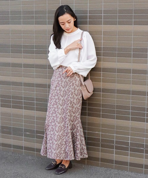 libelle more（リベル モア）の「ショルダータックブラウス（シャツ/ブラウス・レディース・ブラック/ベージュ/オフホワイト・M/L）」の4枚目の写真