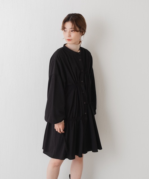 Kastane（カスタネ）の「紐付きギャザーミニワンピース（ワンピース・レディース・ブラック/モカ・FREE）」の12枚目の写真