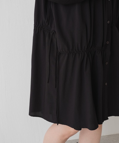 Kastane（カスタネ）の「紐付きギャザーミニワンピース（ワンピース・レディース・ブラック/モカ・FREE）」の22枚目の写真