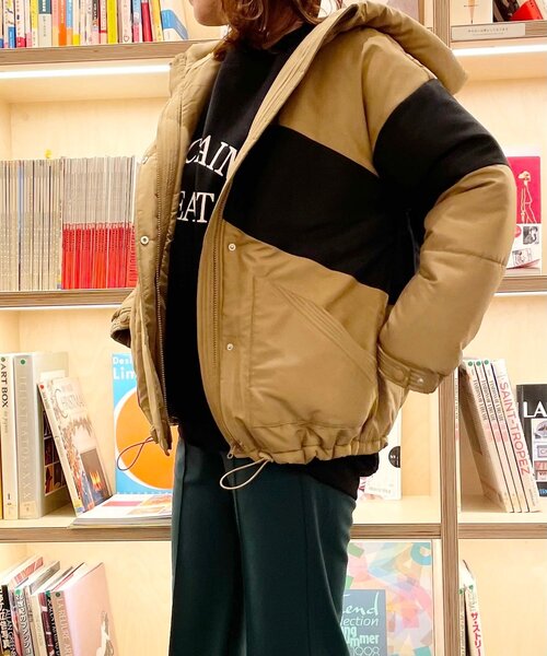 Cutie Blonde(キューティーブロンド)の「◆【撥水加工】中綿切替えブルゾン(ブルゾン・レディース・ブラック/ベージュ系その他2/ピンク系・03/02)」の4枚目の写真