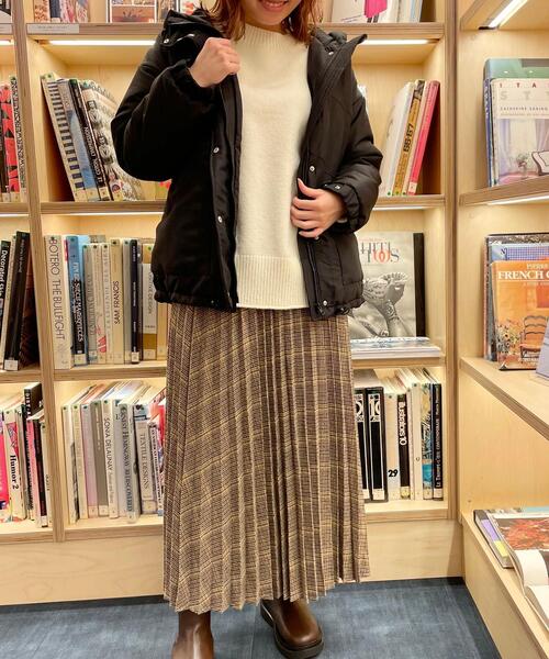 Cutie Blonde(キューティーブロンド)の「◆【撥水加工】中綿切替えブルゾン(ブルゾン・レディース・ブラック/ベージュ系その他2/ピンク系・03/02)」の7枚目の写真