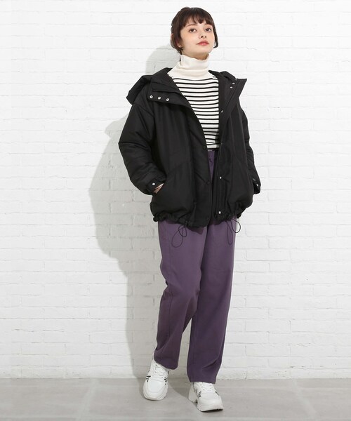 Cutie Blonde(キューティーブロンド)の「◆【撥水加工】中綿切替えブルゾン(ブルゾン・レディース・ブラック/ベージュ系その他2/ピンク系・03/02)」の9枚目の写真