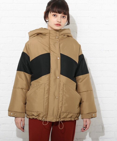 Cutie Blonde(キューティーブロンド)の「◆【撥水加工】中綿切替えブルゾン(ブルゾン・レディース・ブラック/ベージュ系その他2/ピンク系・03/02)」の14枚目の写真