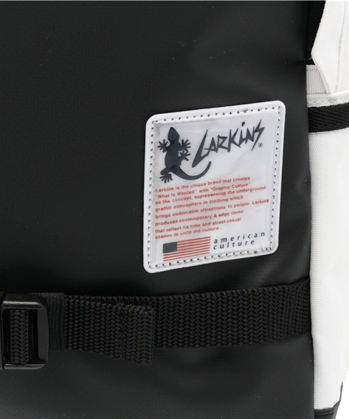 VENCEEXCHANGE（ヴァンスエクスチェンジ）の「LARKINSラーキンス　 ROUND BACKPACK                （バックパック/リュック・メンズ・ダークグリーン/ブラック/ホワイト/ネイビー・FREE）」の16枚目の写真