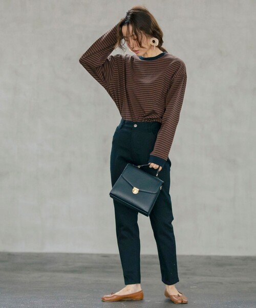 coen（コーエン）の「定番のUSAコットン使用。レトロボーダー袖ボリュームリンガーTシャツ（WEB限定カラー）（Tシャツ/カットソー・レディース・ブラック/ダークグリーン/ベージュ/パープル/ブラウン/オレンジ/ケリー/ネイビー/マスタード/ナチュラル・MEDIUM/LARGE）」の22枚目の写真